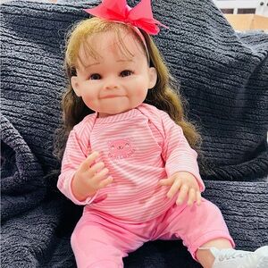BRAND NEW 18 Inch ‘Reborn’ Toddler Doll with Adorable Dimples